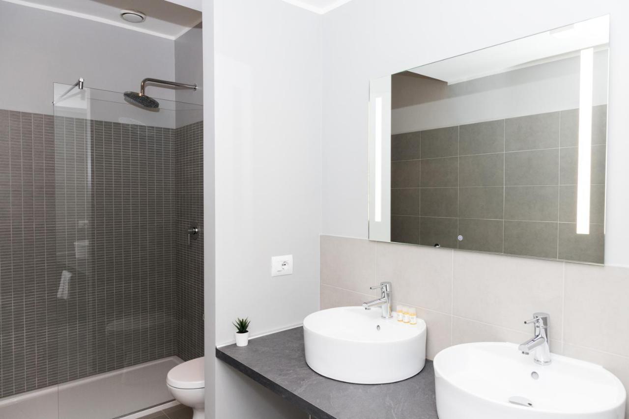 Hemeras Boutique Homes - 2 Luxury Apartments In The City Center Mailand Exterior foto