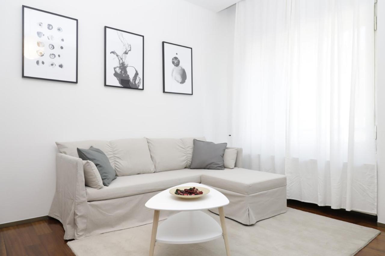 Hemeras Boutique Homes - 2 Luxury Apartments In The City Center Mailand Exterior foto