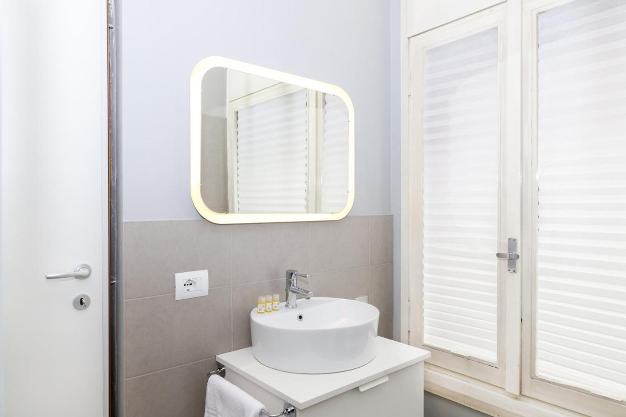 Hemeras Boutique Homes - 2 Luxury Apartments In The City Center Mailand Exterior foto